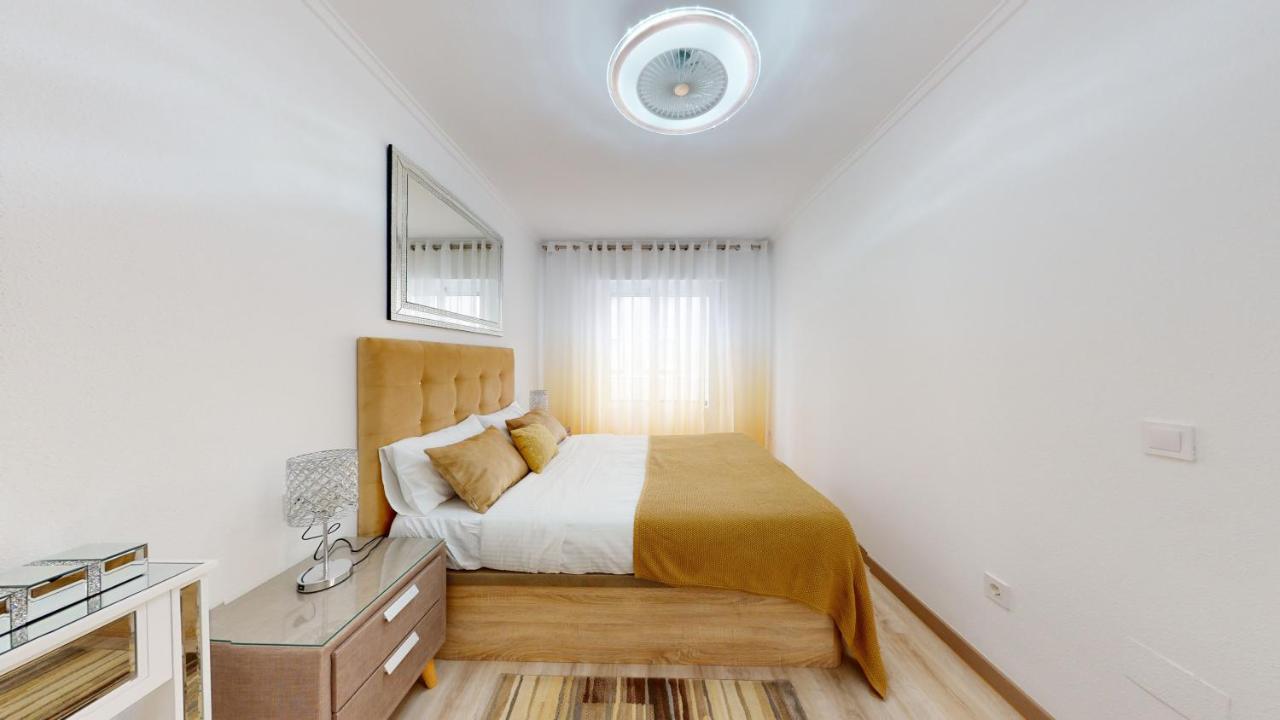 Apartamento Pedro Lorca Torrevieja Exterior foto